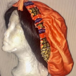 Silk/satin bonnet